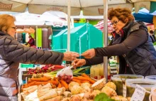 Upadek tradycyjnego handlu w Polsce. Bazarki i targowiska walczą o przetrwanie