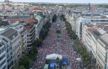 Protesty w Pradze. 10 tysięcy ludzi wyszło na ulice -