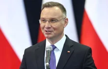 Czy prezydent Andrzej Duda zdąży rozdać milion odznaczeń?Musi nieco przyspieszyć