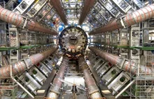 Czy Wielki Zderzacz Hadronów przeniósł nas do równoległego wszechświata?