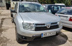 Dacia hitem na aukcji. Warszawa zarobiła 300 tys. zł