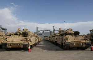 Desant amerykańskich wojsk w Grecji. Do kraju przybyły czołgi Abrams i wozy Brad