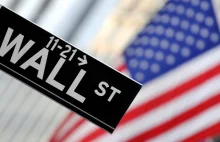 Wall Street nerwowo zareagowała na obniżenie ratingu USA.