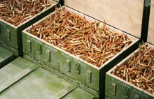 "Alarm w Niemczech: Z ciężarówki zniknęło prawie 20 tys. sztuk amunicji"