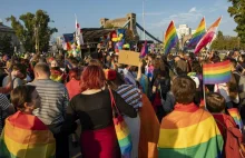 Małżeństwa jednopłciowe. Wrocław chce umożliwić transkrypcję zagranicznych aktów