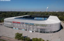 Nowy stadion uszkodzony podczas otwarcia? Trwa analiza ewentualnych zniszczeń [F