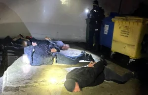 Ośmiu mężczyzn zaatakowało nastolatka w klubie w centrum Katowic