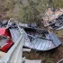 Polska ciężarówka spadła z mostu w Niemczech. "Bez szans na przeżycie"