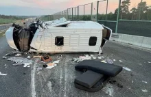 Z oznaczeniem robót na autostradzie nadal stabilnie - wypadek 14 osób rannych