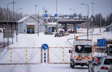 Kryzys na granicy Finlandii. Migrantów nie powstrzymała arktyczna zima