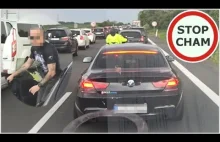 Kierowca BMW zajeżdża i blokuje drogi, wyskakuje z auta i uderza w twarz [Czechy