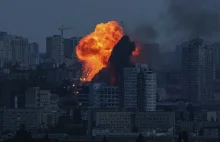 "Rosyjskie ataki blisko Polski. Eksplozje i pożary w miastach"