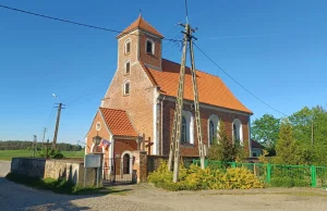 Zniknął ksiądz, zniknęły pieniądze. Jego Ekscelencja milczy