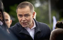 "Wyborcza" ujawnia: Nawrocki pomagał przestępcy seksualnemu i przejął jego...