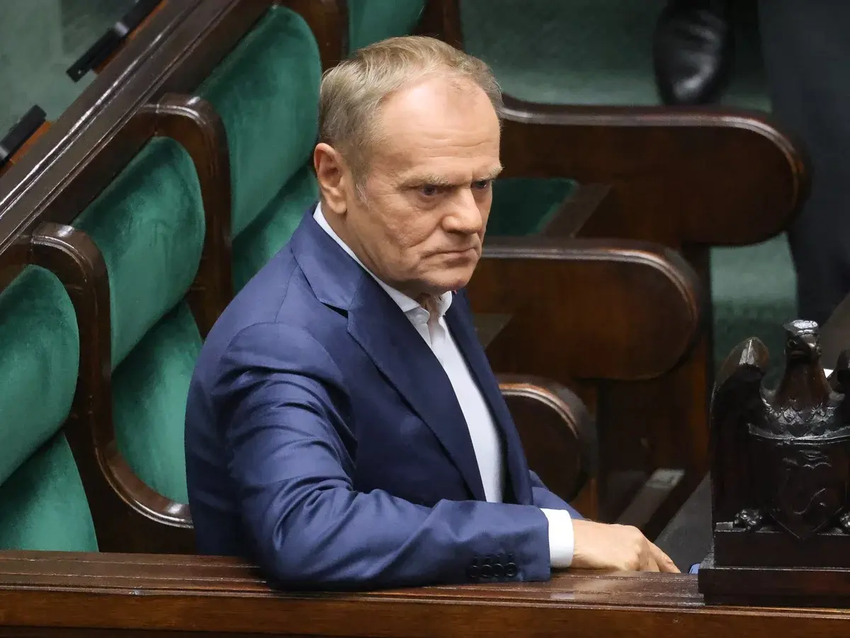 Kłopoty Tuska. Ciekawe słowa w niemieckiej gazecie