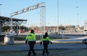 Finlandia. Zamieszki na granicy z Rosją. Migranci starli się ze służbami
