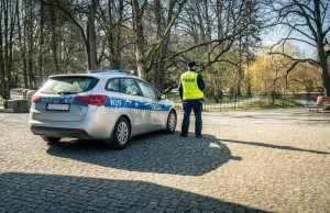 Kierowca pozwał policję. Komendant musi zapłacić.