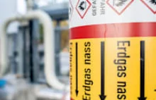 Niemcy podpisują umowę na dostawy LNG z Chin...również rosyjskiego LNG...