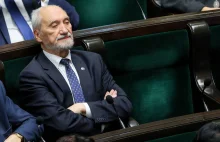 Macierewicz ukarany za rajd po Warszawie. Dostał trzy mandaty