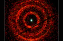 Ten obiekt w kosmosie może być szarą dziurą zbudowaną z ciemnej materii