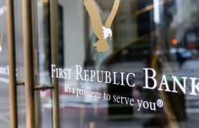 Akcje banku First Republic spadły o 70% przed otwarciem giełdy.