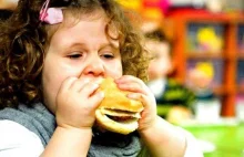 Plaga zwolnień z WF. Dzieciom spada wydolność i rośnie waga