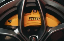 Ferrari kontra Lamborghini. Wielka wojna o elektryki. Kto ma rację?