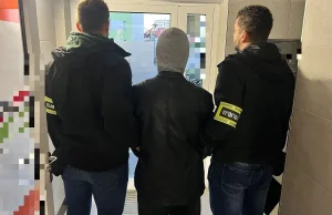 Atak 16-letniego nożownika w Rzeszowie. Napastnik był w masce przeciwgazowej