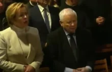 Jak trwoga to do... Prezes Kaczyński modli się w nocy na Jasnej Górze