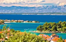 Chorwackie wyspy odcięte od świata. "Samochody stoją w wodzie"