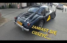 Samochodoza jedzie pod prąd i próbuje doprowadzić do wypadku!