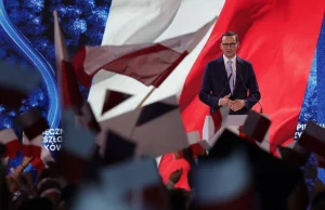 Morawiecki chce, aby średnie zarobki wyniosły 10 tys. zł. Plus duża hawajska.