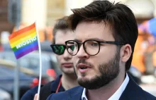 Działacz LGBT Bart Staszewski skarży się na dziecko sąsiadów