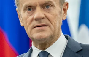 Tusk w 2014r: Nie ma pieniędzy na 500+, Tusk w 2022r: PiS rozwalił gospodarkę