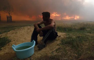 Kto podpala Rosją? Eksperci wyjaśniają, dlaczego w całym kraju płona lasy i wsie