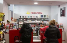 Poczta Polska nie włączyła trybu oszczędzania. Pieniądze uciekają