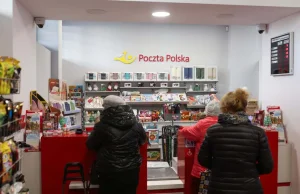 Poczta Polska nie włączyła trybu oszczędzania. Pieniądze uciekają