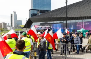 Rolnicy protestują podczas Europejskiego Kongresu Gospodarczego w Katowicach