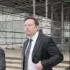 Elon Musk nie odpowiada Sky News na pytanie odnośnie Starlinka na Ukrainie.