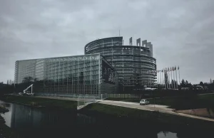 Unijny Parlament chce wynająć 28 budynek za prawie 2 miliony euro