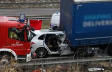 Porsche wjechało w ciężarówkę na S8. Wśród ofiar wypadku polityk PSL.