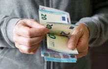 Emerytury w euro dla Polaków. Sejm przyjął odpowiednią ustawę - Money.pl