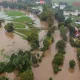 Rekordowy poziom Nysy Kłodzkiej. Woda wdziera się do kamienic