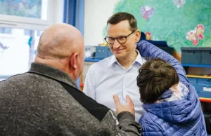 Premier: broniąc Jana Pawła II bronię jedności Polaków