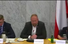 Kluzik-Rostkowska na komisji przyznaje, że nie rozumieją, o co pytają