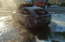 Tragiczny pożar na stacji benzynowej pod Łowiczem. Młody mężczyzna się podpalił?