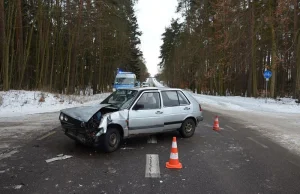 Zbeniny: Pijany kierowca zderzył się z ciężarówką, zabrakło skali w alkomacie.