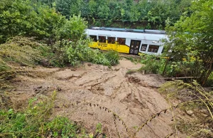 Powodz - osuwisko na torowisko - Jelenia Gora