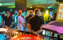 Gołębiewski Klub Nocny - panowie 70 zł panie za darmo