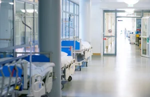 Szpitale kasują pacjentów na dodatkowych opłatach
